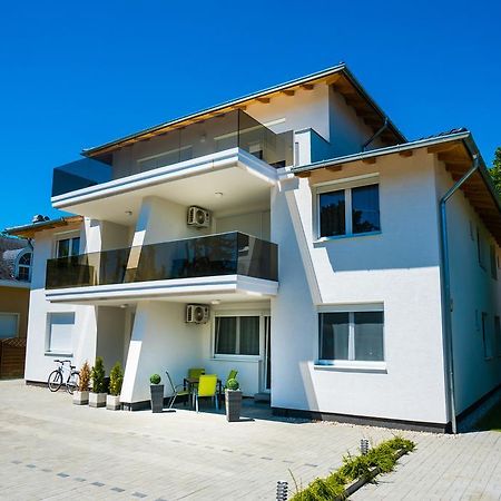 Blue Lake Appartman Siófok Exterior foto